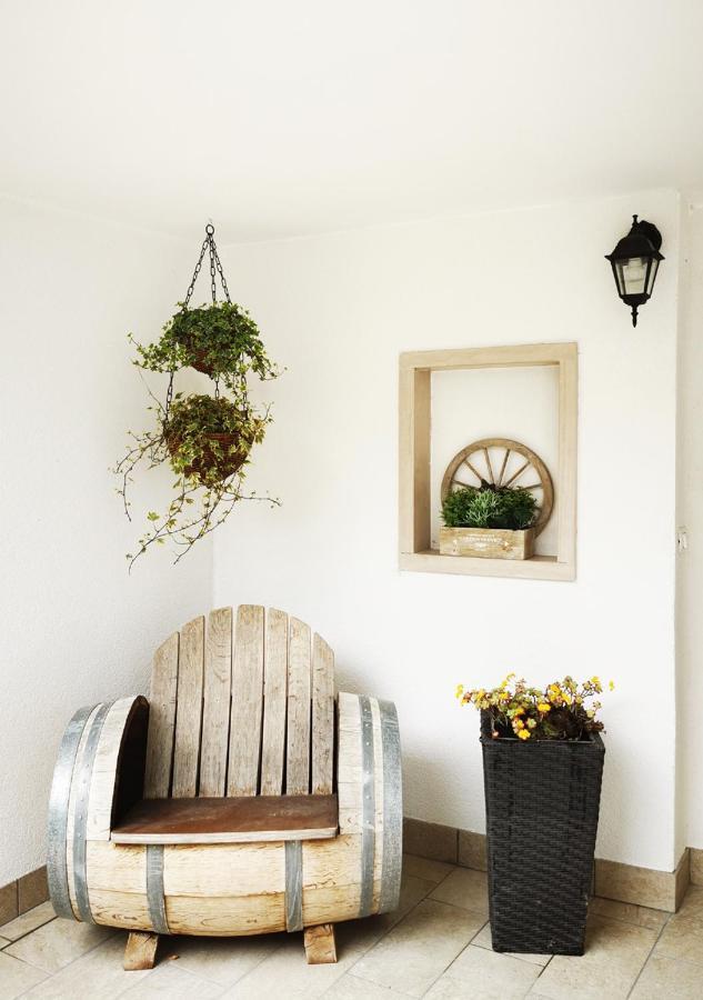 カプリーノ・ヴェロネーゼ Casa Rustica Con Giardinoヴィラ エクステリア 写真